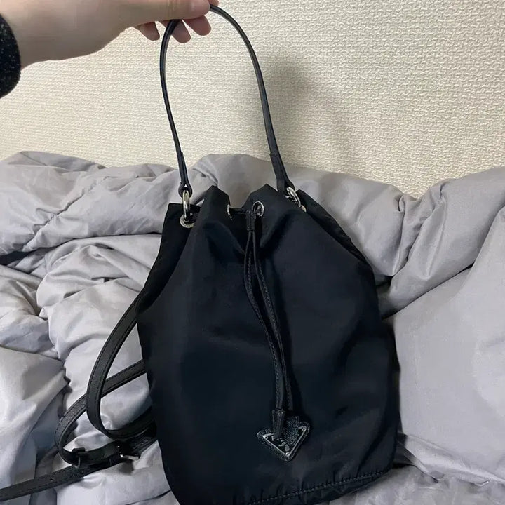 [SOLD OUT] 프라다파우치 버킷백 1na369