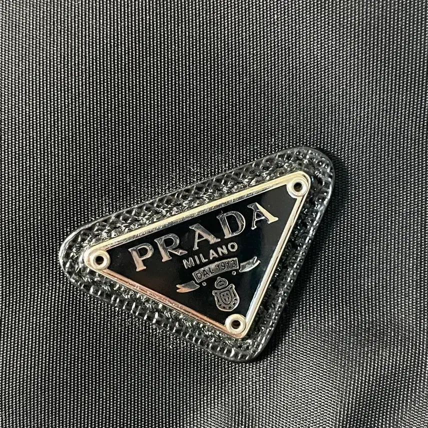 [SOLD OUT] 프라다파우치 버킷백 1na369
