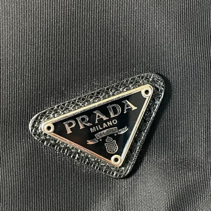[SOLD OUT] 프라다파우치 버킷백 1na369
