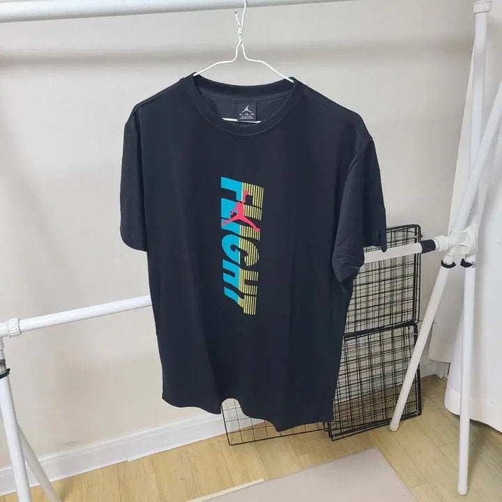 [SOLD OUT] 조던반팔Flight 블랙티셔츠기능성티에요새것새옷