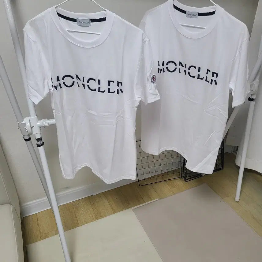 [BUNJANG] Moncler Logo White T-Shirt / 몽클레어 반팔로고 화이트 티셔츠XL남여되요새옷