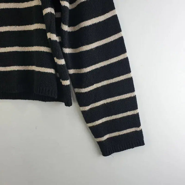 [BUNJANG] FREE Striped Cardigan / 여FREE 줄무늬 가디건 블랙 M6371