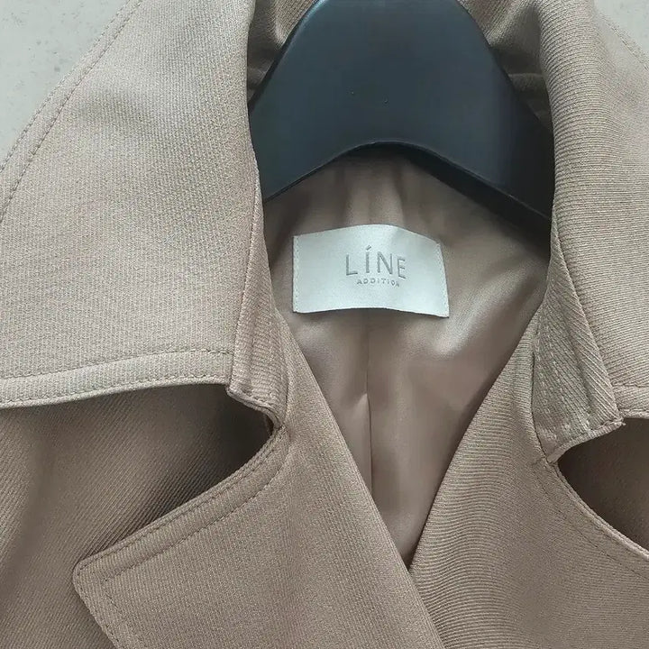 [BUNJANG] Line Trench Coat / 라인 트렌치코트(새제품)