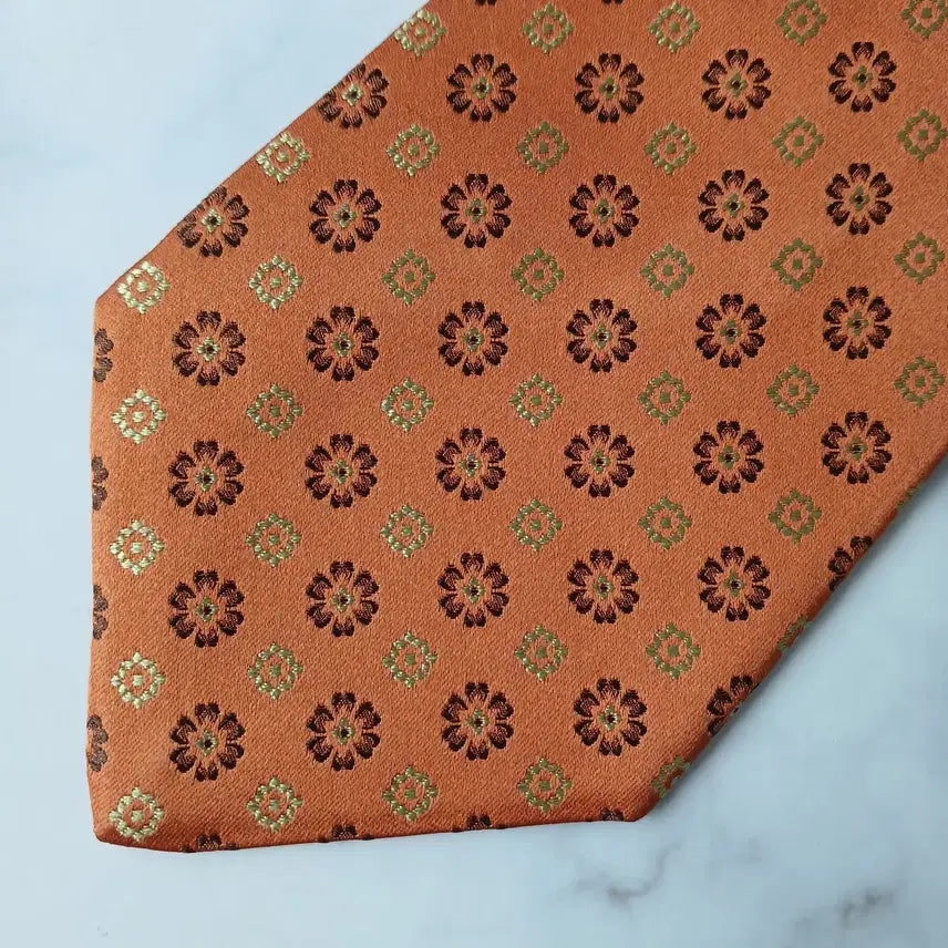 [BUNJANG] 키톤 실크 오렌지 플라워 자수 넥타이 9.5cm S~A+등급 e905 / 키톤 실크 오렌지 플라워 자수 넥타이 9.5cm S~A+등급 e905