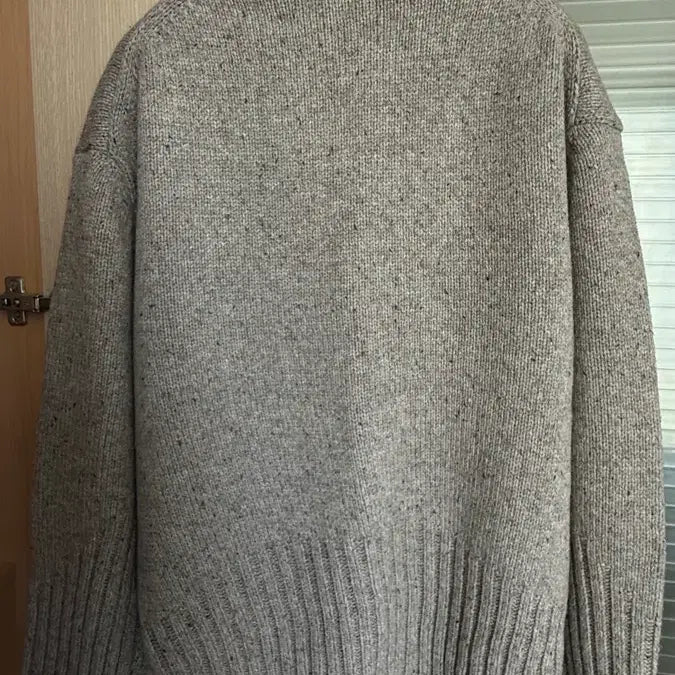 [BUNJANG] 윈더 MODIFIED WOOL KNIT SWEATER / 윈더 MODIFIED WOOL KNIT SWEATER