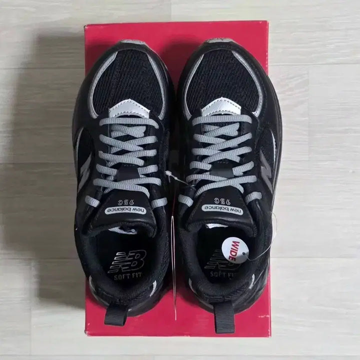 [BUNJANG] New Balance 950 Sneakers 235 [New] / 뉴발란스 950 운동화 235 [새상품]