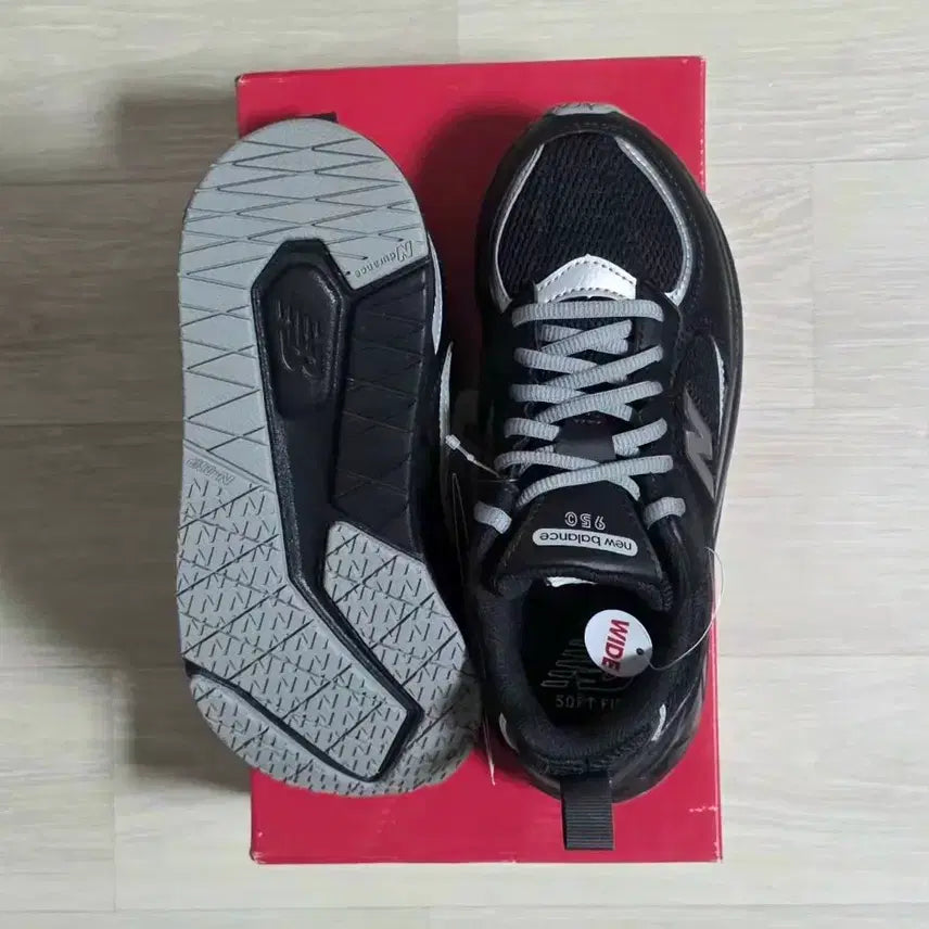 [BUNJANG] New Balance 950 Sneakers 235 [New] / 뉴발란스 950 운동화 235 [새상품]