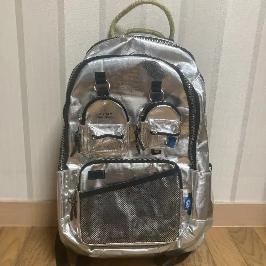 [BUNJANG] Ztmy Silver Backpack Bag / Ztmy 즛토마요 실버 백팩 가방 개량판