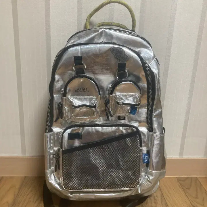 [BUNJANG] Ztmy Silver Backpack Bag / Ztmy 즛토마요 실버 백팩 가방 개량판