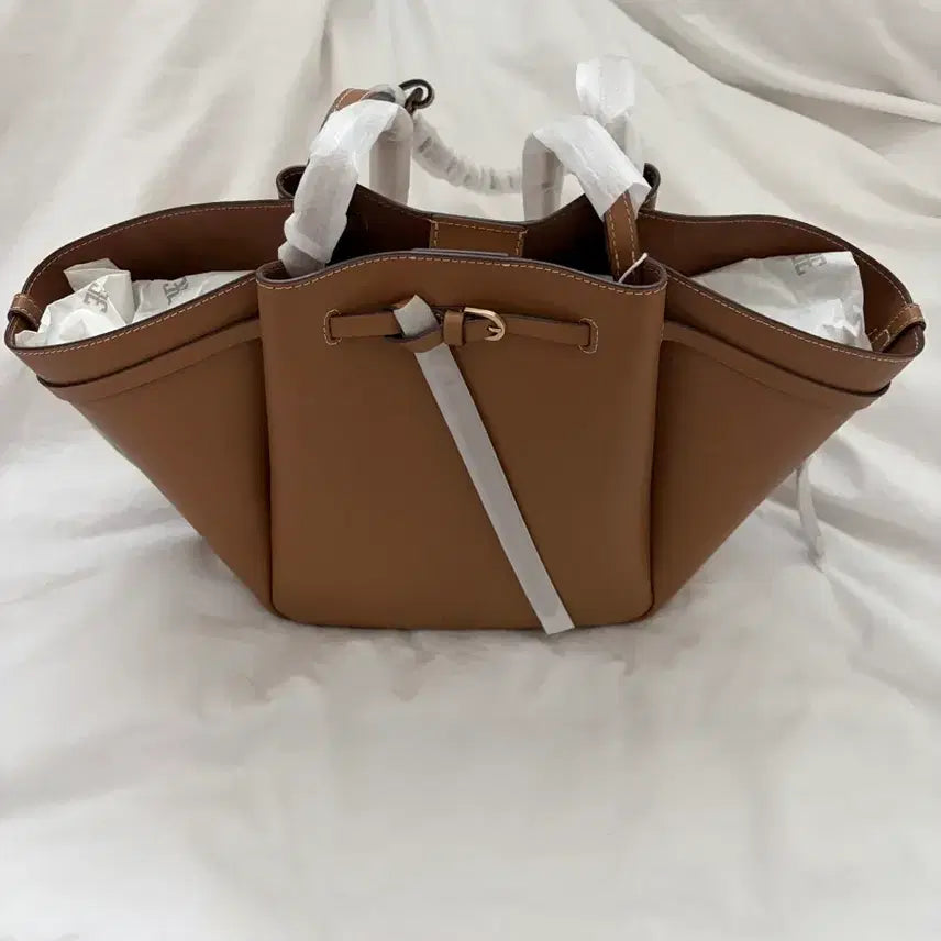 [BUNJANG] Polnuea Antos Bag Almond Stitch / (새상품)폴뉴아 안토스백 택O 정가35만원