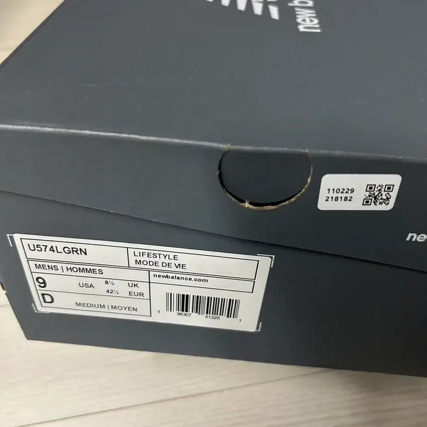 [BUNJANG] New Balance 574 Legacy Navy Blue Sneakers / 뉴발란스 574 레거시 네이비 블루 270