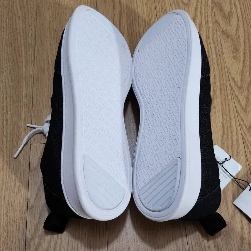 [BUNJANG] Dynafit Lightweight Sneakers 270 / 다이나핏 경량 스니커즈 270