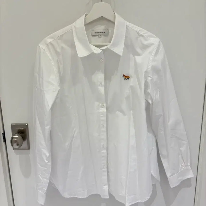 [SOLD OUT] 메종키츠네 폭스자수 화이트 셔츠 새상품