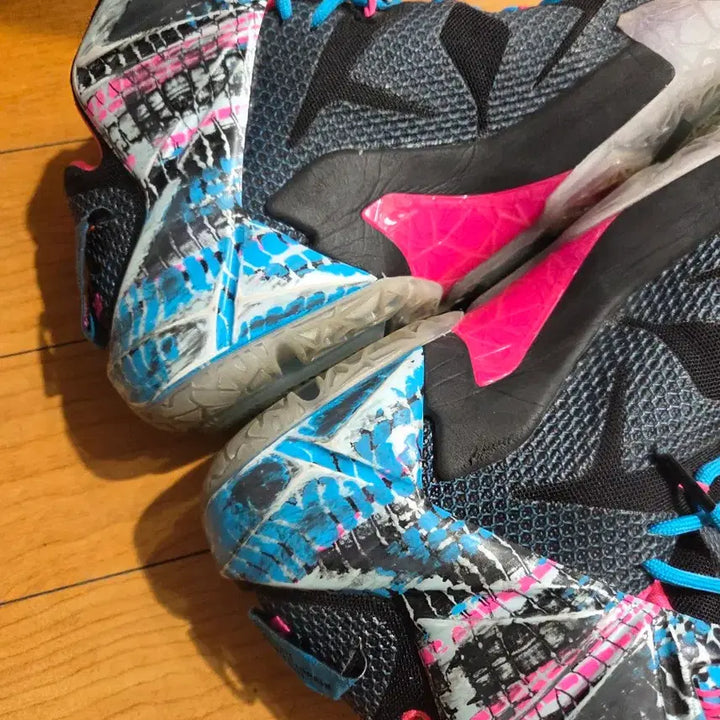 [BUNJANG] Nike LeBron Basketball Shoes Black/Pink / 나이키 르브론 농구화 블랙/핑크
