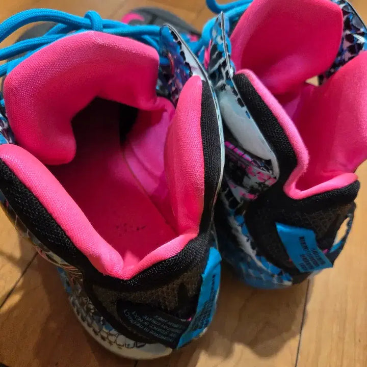 [BUNJANG] Nike LeBron Basketball Shoes Black/Pink / 나이키 르브론 농구화 블랙/핑크
