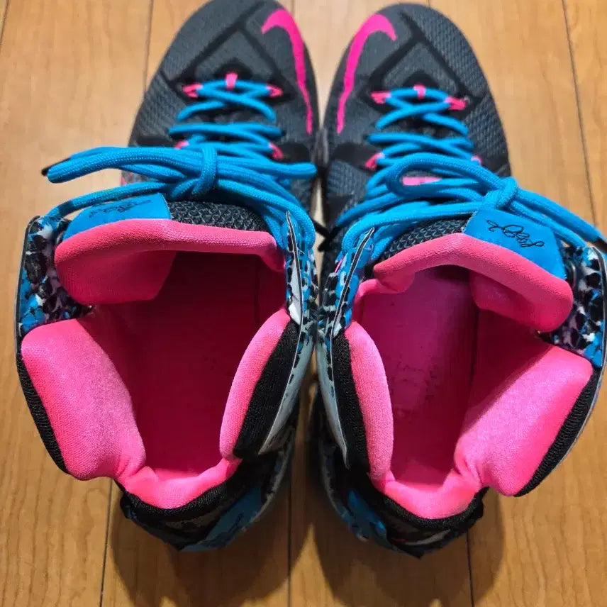 [BUNJANG] Nike LeBron Basketball Shoes Black/Pink / 나이키 르브론 농구화 블랙/핑크