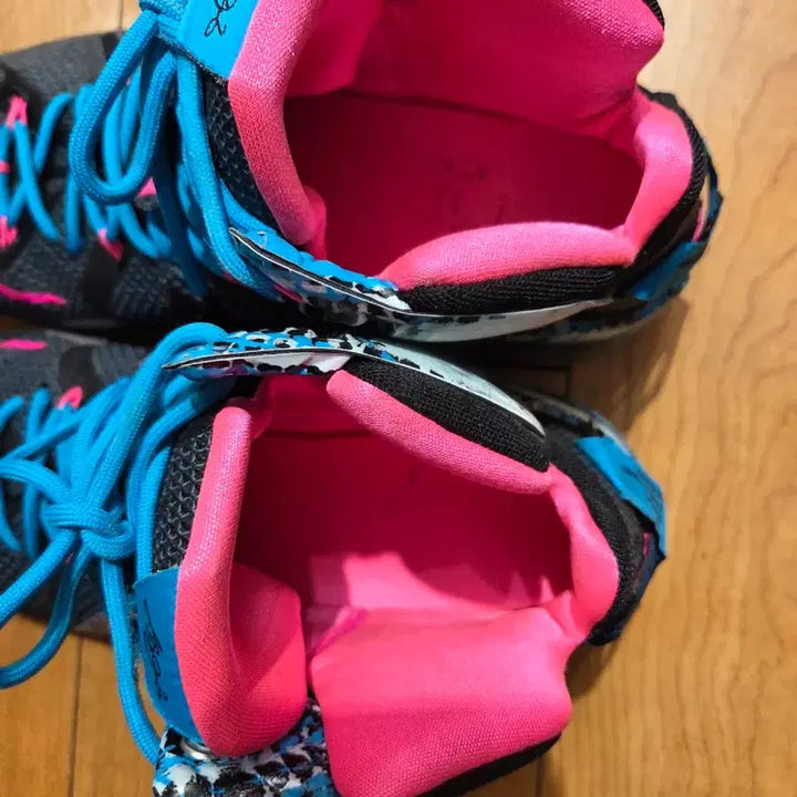 [BUNJANG] Nike LeBron Basketball Shoes Black/Pink / 나이키 르브론 농구화 블랙/핑크