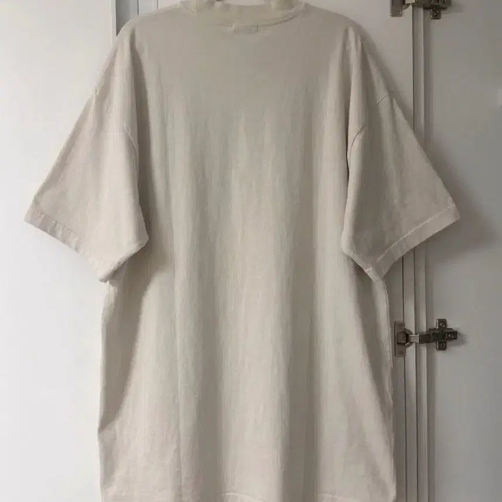 [BUNJANG] Balenciaga Be Different Apple Logo Short Sleeve T-shirt / 발렌시아가 비 디프런트 애플로고 반팔티셔츠