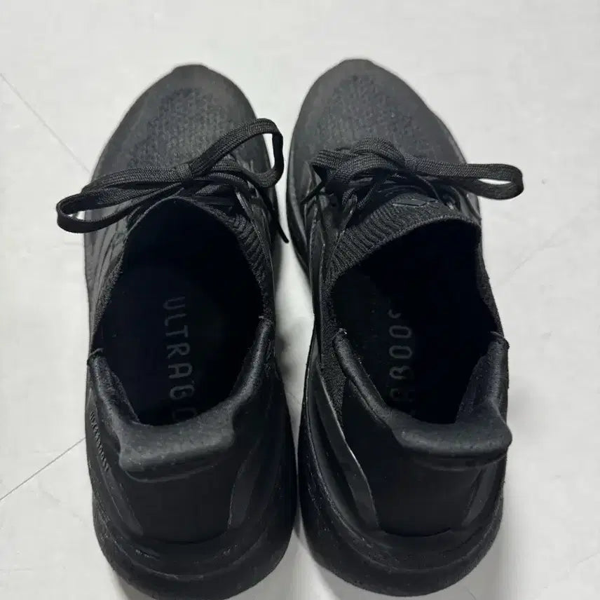 [BUNJANG] Adidas Ultra Boost Running Shoes / 250)아디다스 울트라 부스트 러닝화