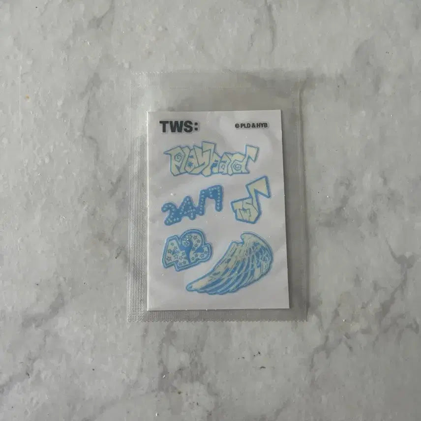 [SOLD OUT] 투어스 꼬깔콘 띠부씰 판매