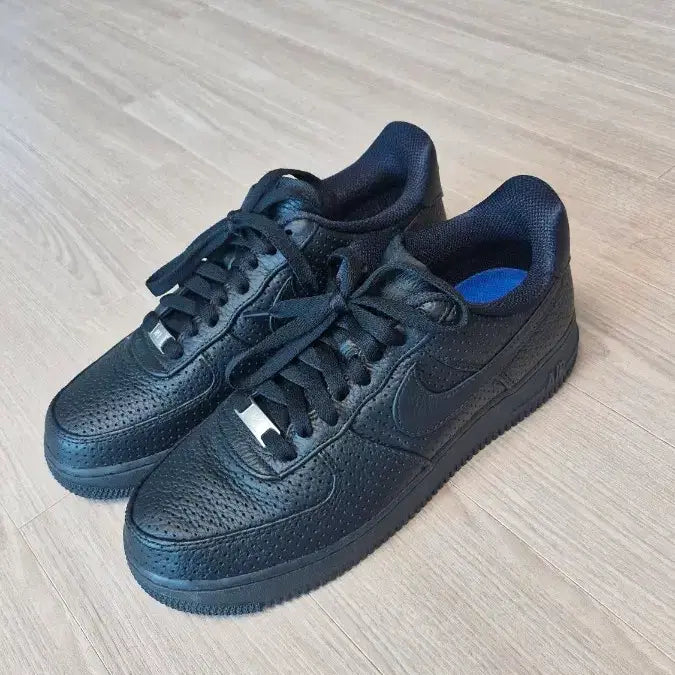 [BUNJANG] Nike Air Force HF8189-001 Black Sneakers (260) / [미사용] 나이키 에어포스(260)  HF8189-001 블랙운동화