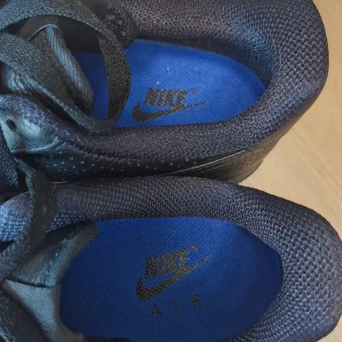 [BUNJANG] Nike Air Force HF8189-001 Black Sneakers (260) / [미사용] 나이키 에어포스(260)  HF8189-001 블랙운동화