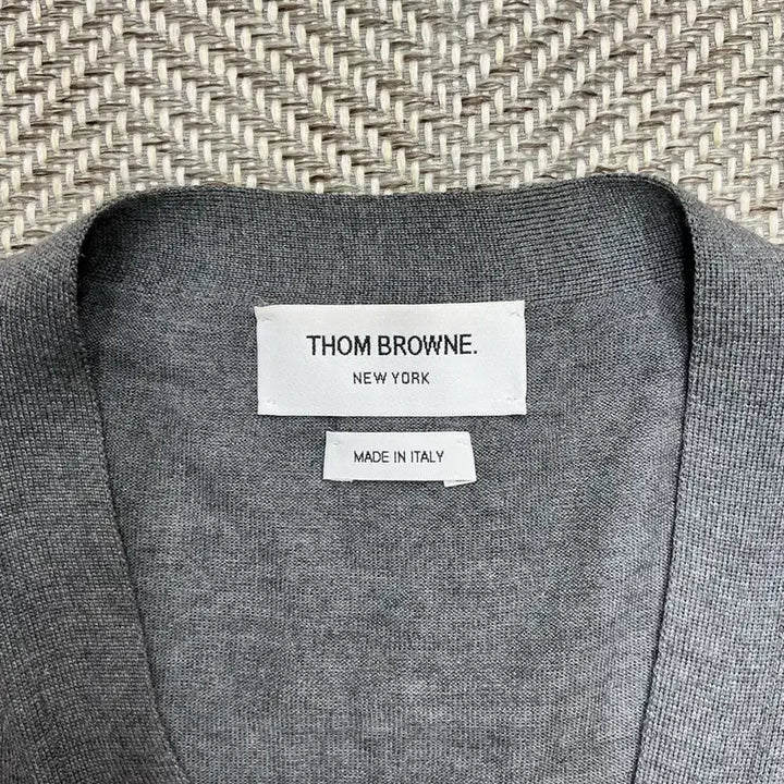 [BUNJANG] Thom Browne 23SS Striped Patch Merino Wool Cardigan / [S급/23ss] 톰브라운 사선완장 메리노울 그레이 가디건 5