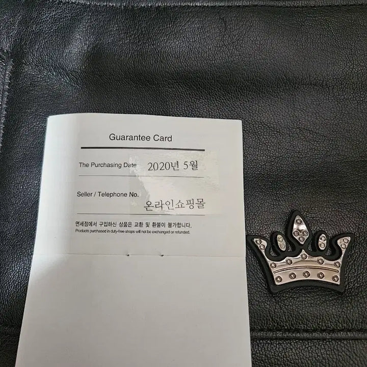 [SOLD OUT] 제이에스티나 티아라 블랙 가죽 숄더백 크라운 장식