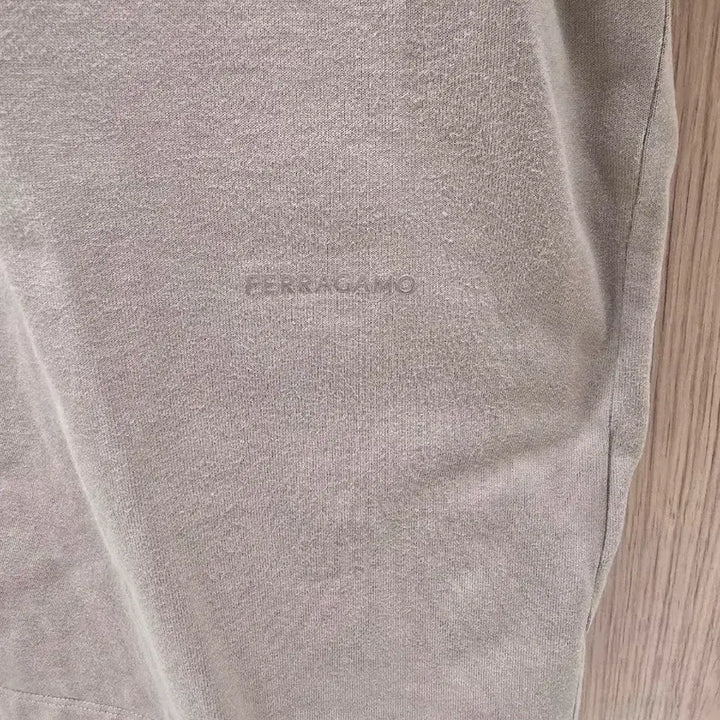 [SOLD OUT] 페라가모 반팔티 4장