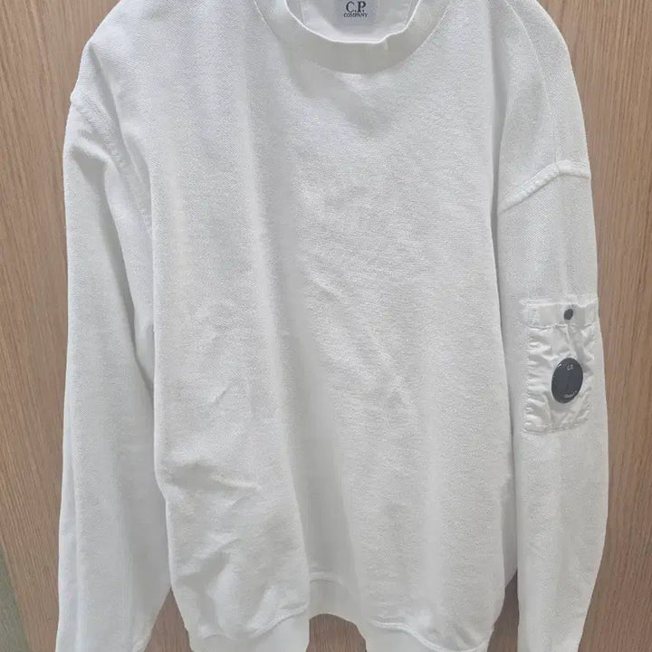 [SOLD OUT] CP컴퍼니신형맨투맨