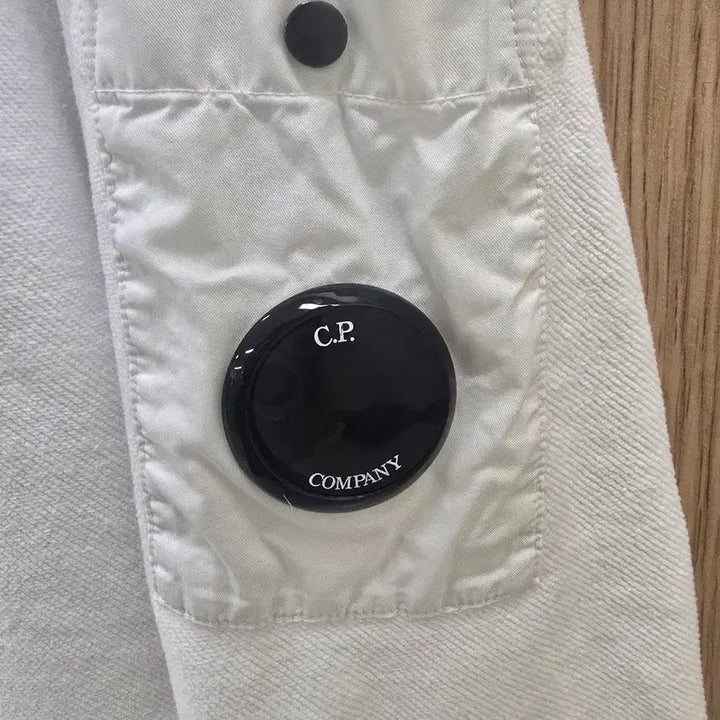 [SOLD OUT] CP컴퍼니신형맨투맨