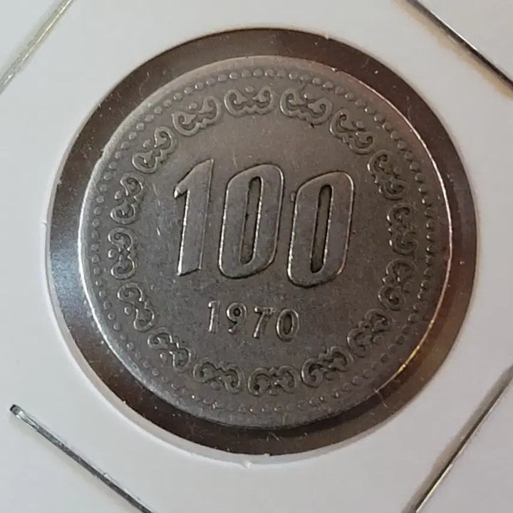 [BUNJANG] Korean Coins 1987 500 Won (4) 1970 100 Won (2) / 동전 사용제 1987년 500원(4) 1970년 100원(2)