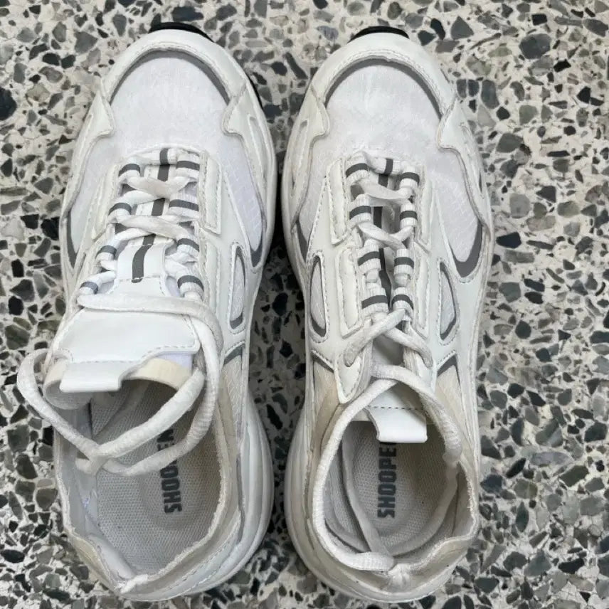 [BUNJANG] SHOOPEN White Sneakers / SHOOPEN 슈펜 흰색 운동화