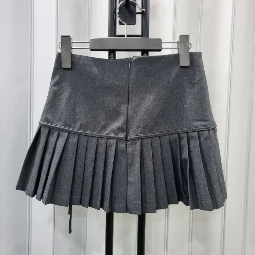 [BUNJANG] Gray Pleated Mini Skirt / 회색 플리츠 미니스커트