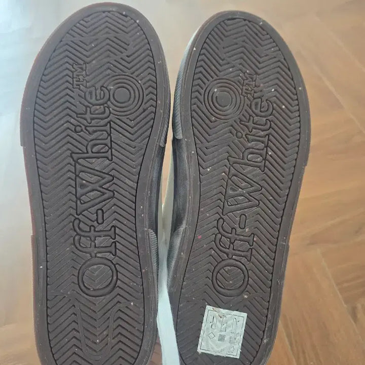 [BUNJANG] Off-White New Low Vulcanized Vintage Sneakers / 오프화이트 신발 운동화(뉴 로우 벌카나이즈드 빈티지)