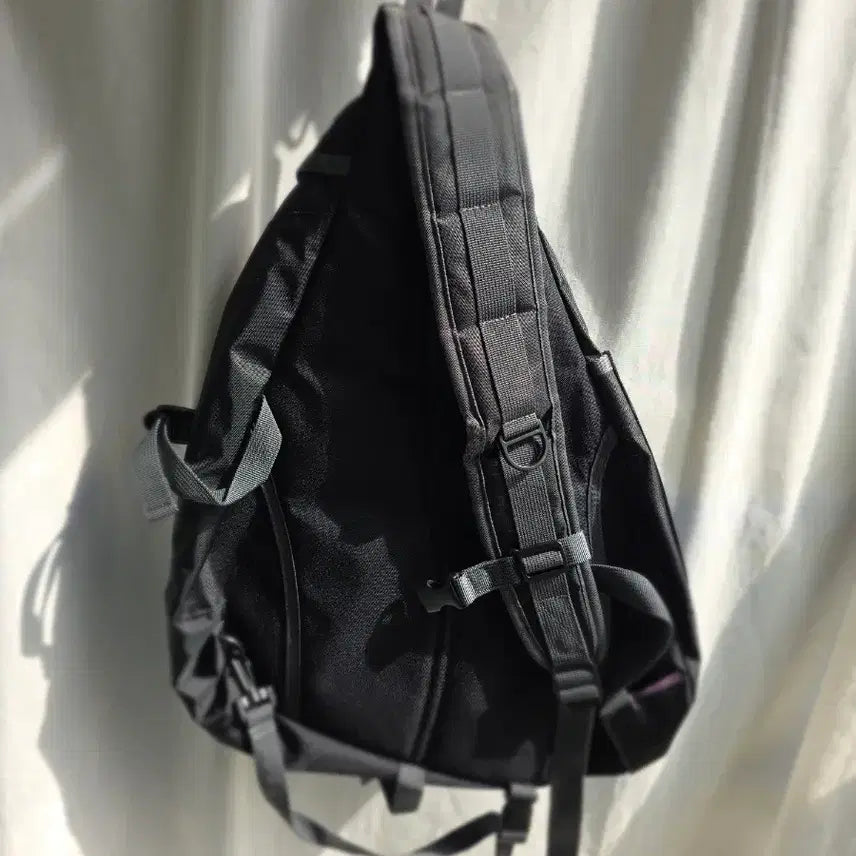 [SOLD OUT] 나이스고스트클럽 슬링백 블랙