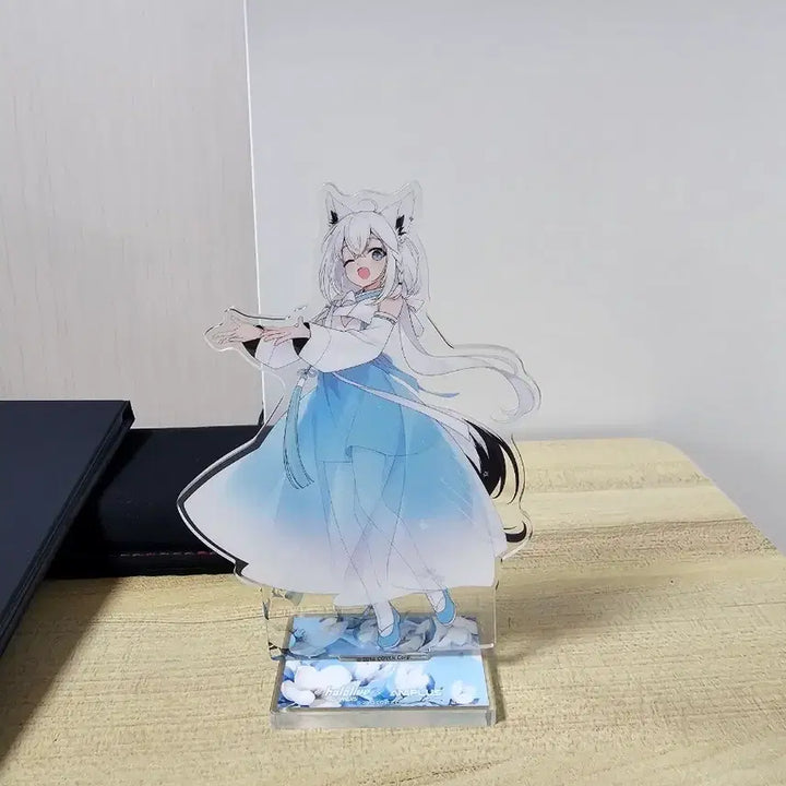 [BUNJANG] Hololive Shirakami Fubuki Acrylic Stand / 홀로라이브 후부키 아크릴 스탠드