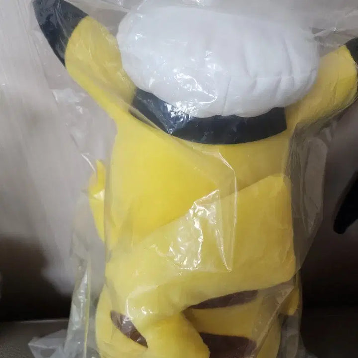 [BUNJANG] Pokémon Animation Lottery Last One Captain Pikachu Plush (Sealed) / 미개봉) 포켓몬스터 애니메이션 쿠지 라스트원 캡틴피카츄 인형