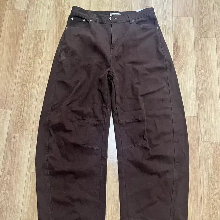 [BUNJANG] Unaller Code Bruni Curved Cotton Pants / 어널러코드 브루니 커브드 코튼 팬트