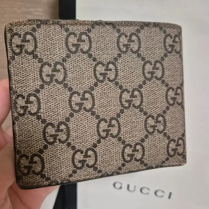 [BUNJANG] Gucci GG Bee Bi-fold Wallet / 구찌 GG 꿀벌 지갑 반지갑 정품 풀박스
