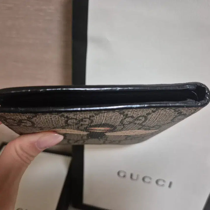 [BUNJANG] Gucci GG Bee Bi-fold Wallet / 구찌 GG 꿀벌 지갑 반지갑 정품 풀박스
