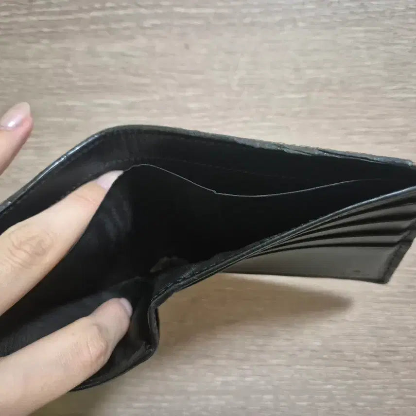 [BUNJANG] Gucci GG Bee Bi-fold Wallet / 구찌 GG 꿀벌 지갑 반지갑 정품 풀박스