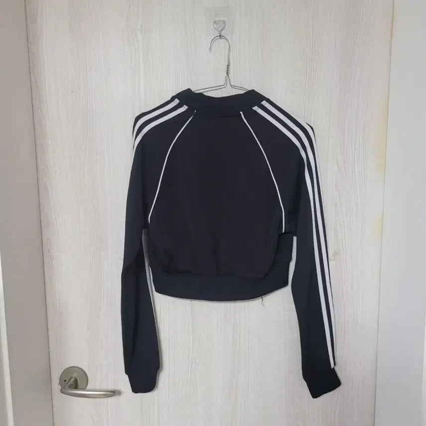 [BUNJANG] Adidas Three Stripes Cropped Half-Zip Black Top / 아디다스 삼선 크롭 반집업 블랙