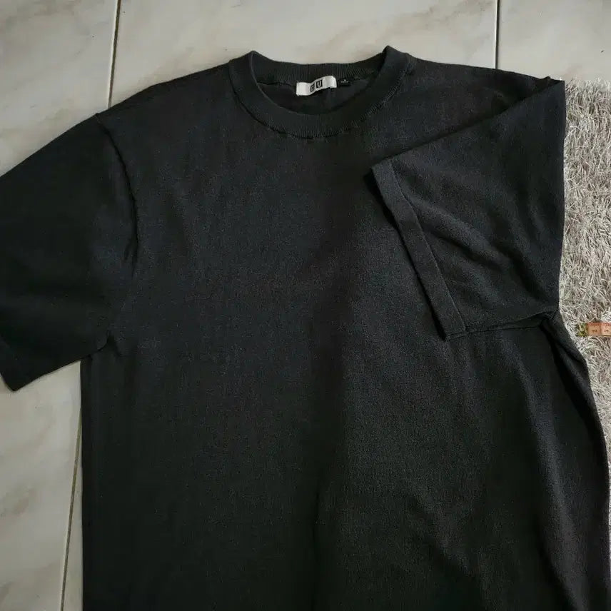 [BUNJANG] Uniqlo U Knit T-shirt / 유니클로U 니트 티셔츠