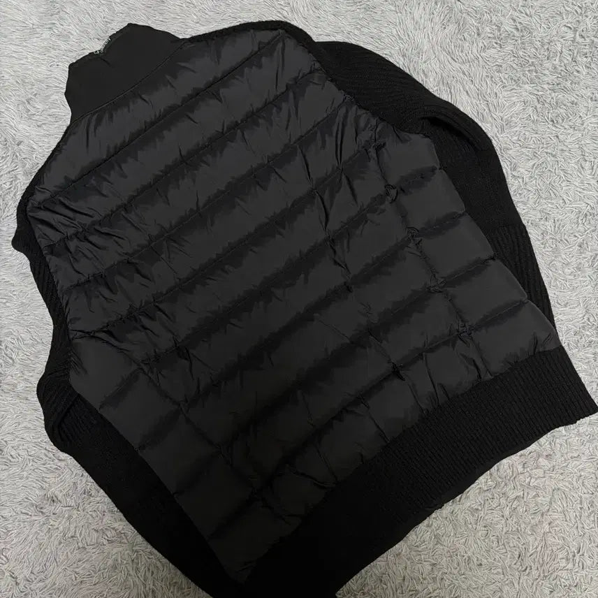 [BUNJANG] CP Company Lens Goggle Knit Padded Jacket / CP컴퍼니 렌즈 와펜 니트 패딩