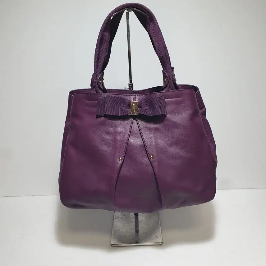 [BUNJANG] Ferragamo Leather Tote Bag / 정품 ㅡ페라가모 ㅡ리본ㅡ가죽. 토트백
