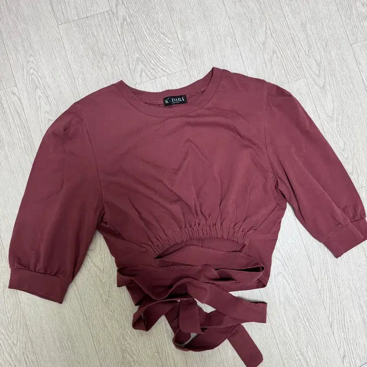 [BUNJANG] Unspecified Wrap Style Half Sleeve Shirts (Black &amp; Brown Bundle Set) / 랩 스타일 5부 반팔(블랙&amp;브라운 총 2개 셋)