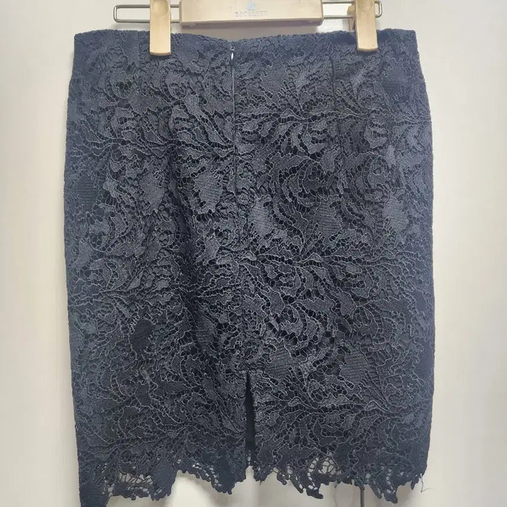 [SOLD OUT] 블랙레이스 스커트