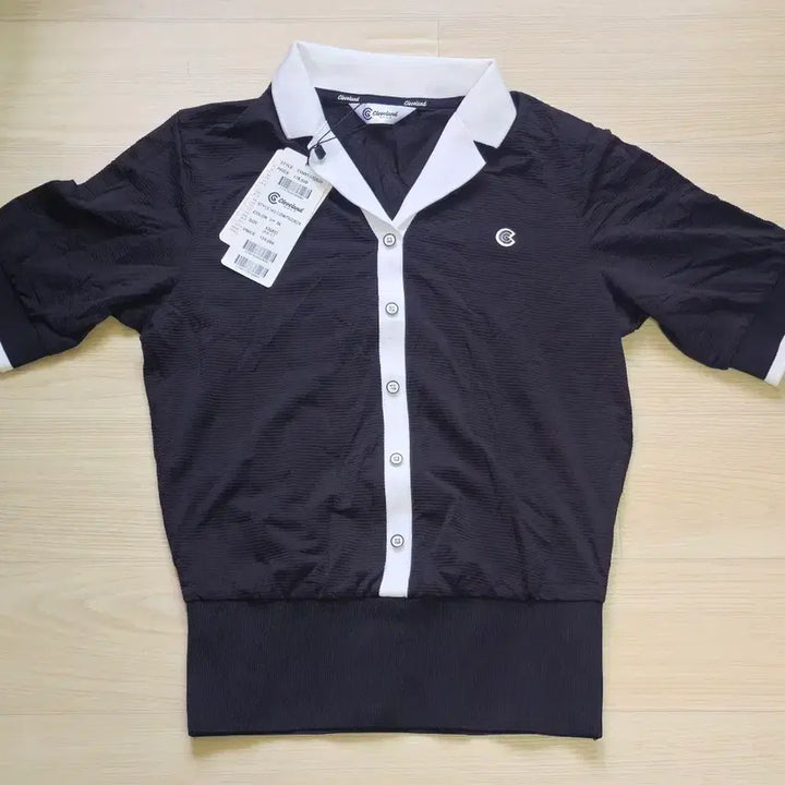 [SOLD OUT] (새상품) 클리블랜드 /  블랙 반팔 카라 티셔츠 85