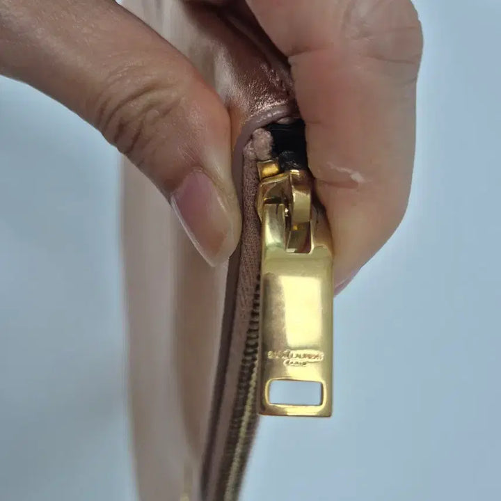 [BUNJANG] Saint Laurent Rose Gold Clutch Bag / 생로랑 클러치백